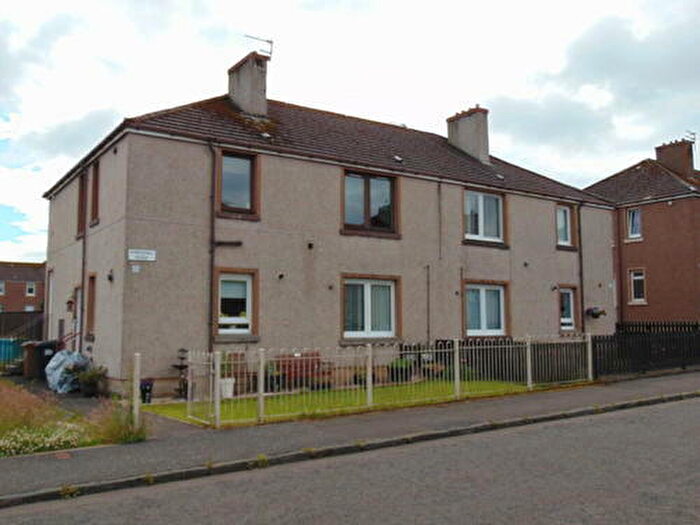 2 Bedroom Flat To Rent In Kingshill Road, Shotts, ML7