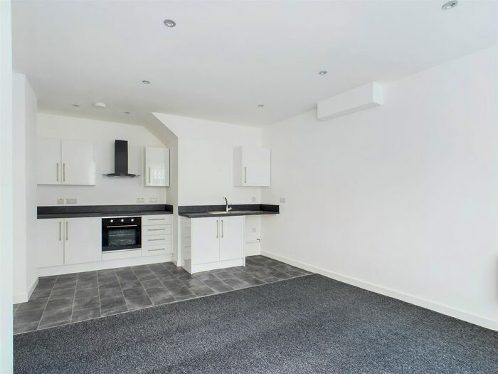 1 Bedroom Flat To Rent In Bank House, Oldbury Road, Tewkesbury, GL20