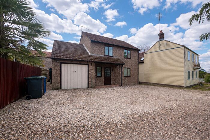 3 Bedroom Detached House To Rent In Dumpling Bridge Lane, Lakenheath, IP27