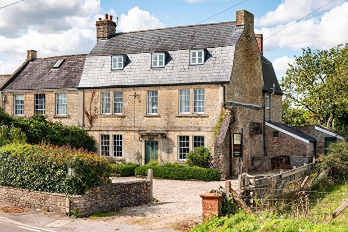 5 Bedroom Semi-Detached House For Sale In Woolverton, Bath, BA2