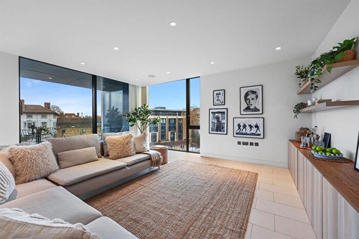 3 Bedroom Apartment To Rent In Oval Road, Primrose Hill, London, NW1