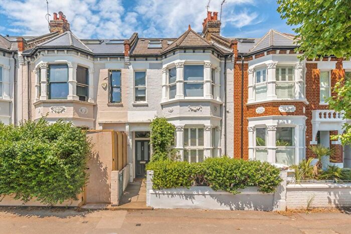 4 Bedroom Terraced House For Sale In Hartland Road, Queen's Park, NW6
