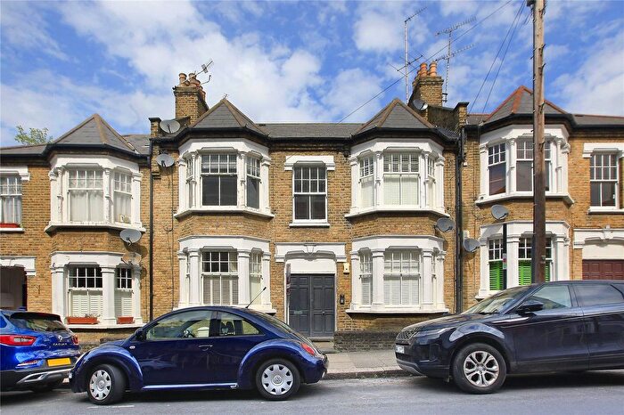 2 Bedroom Flat To Rent In Denton Street, Wandsworth, SW18