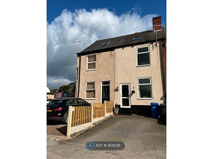 3 Bedroom Terraced House To Rent In Station Road, Brimington, Chesterfield, S43