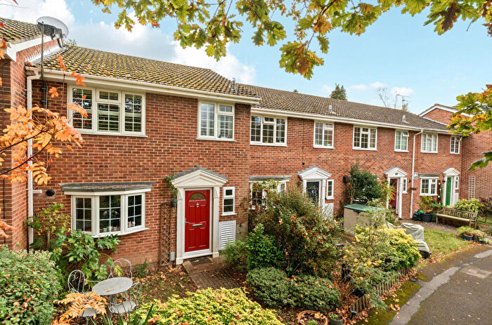 3 Bedroom Terraced House For Sale In Cambrian Way, Finchampstead, Wokingham, Berkshire, RG40