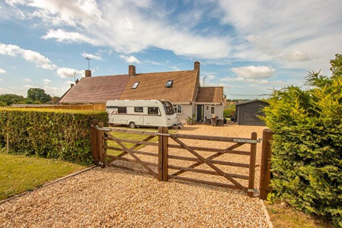 3 Bedroom Chalet For Sale In Kenside, Snettisham, PE31