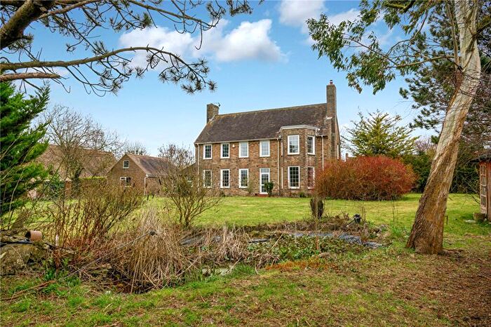 4 Bedroom Detached House For Sale In Beranburh Field, Wroughton, Swindon, SN4