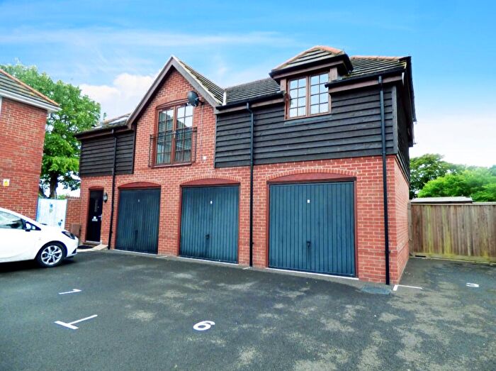 2 Bedroom Mews To Rent In Wheatsheaf Mews, Gosport, PO12