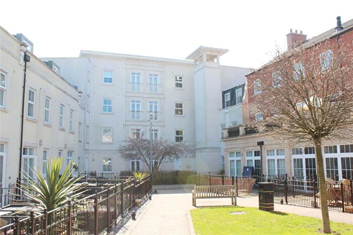 2 Bedroom Flat To Rent In Main Street, Dickens Heath, Shirley, Solihull, B90