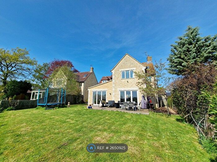 5 Bedroom Detached House To Rent In The Cedars, Malmesbury, SN16