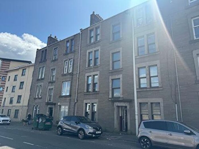 1 Bedroom Flat To Rent In Strathmore Avenue, Dundee, DD3