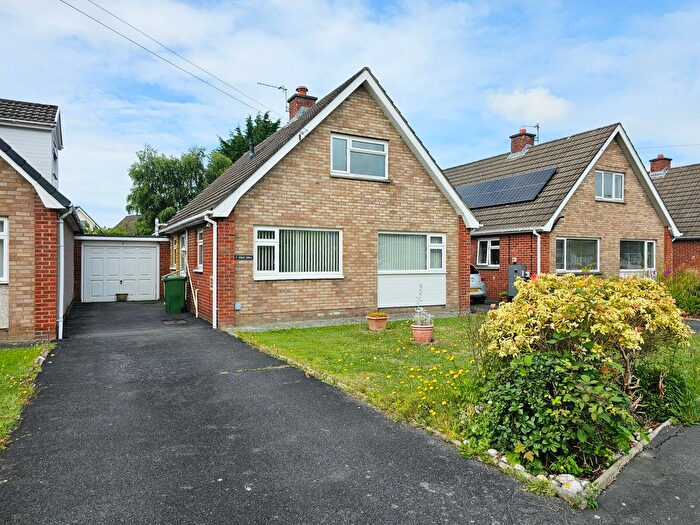 3 Bedroom Detached Bungalow To Rent In Heol Alun, Waunfawr, Aberystwyth, SY23