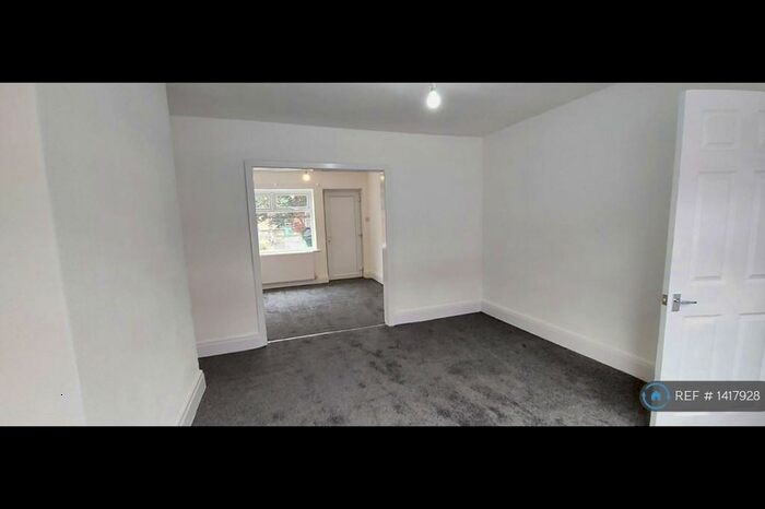 2 Bedroom Semi-Detached House To Rent In Holtby Street, Manchester, M9