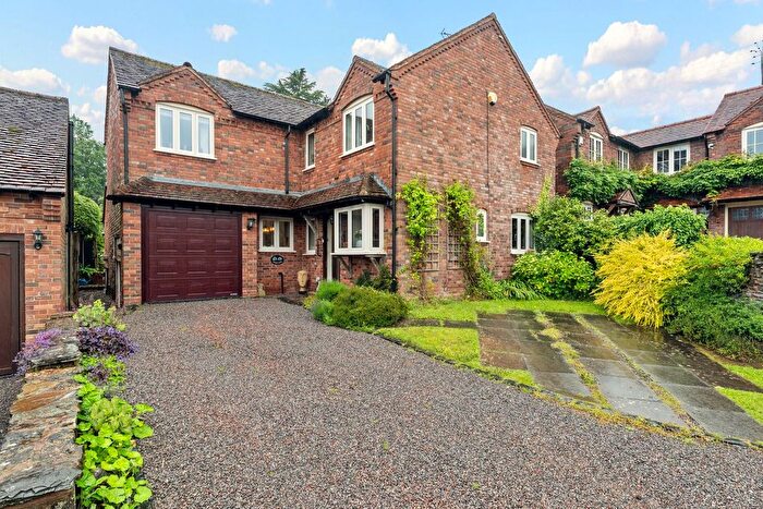 3 Bedroom Detached House For Sale In Meadow Rise, Ullenhall, Henley-In-Arden, B95