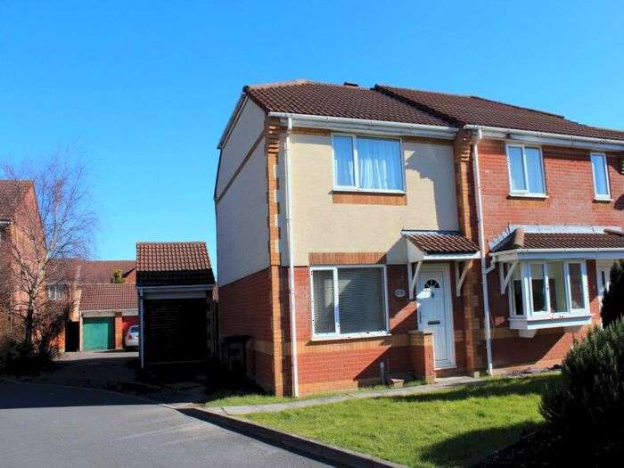 2 Bedroom House To Rent In Teasel Walk, Locking Castle, Weston-super-Mare, BS22