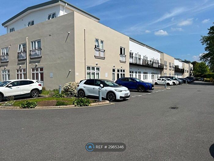 1 Bedroom Flat To Rent In Dwight Road, Watford, WD18