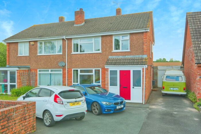 3 Bedroom Semi-Detached House For Sale In West View, Creech St. Michael, Taunton, TA3