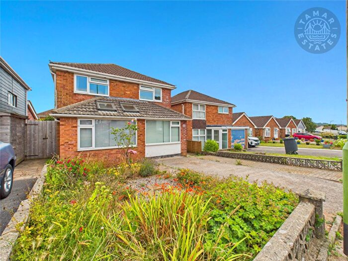 3 Bedroom Detached House For Sale In Hookhills Road, Paignton, TQ4