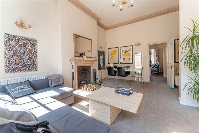 1 Bedroom Flat To Rent In York Street, Marylebone, London, W1U