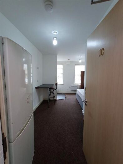 1 Bedroom Property To Rent In Quebec Street, Bradford, BD1