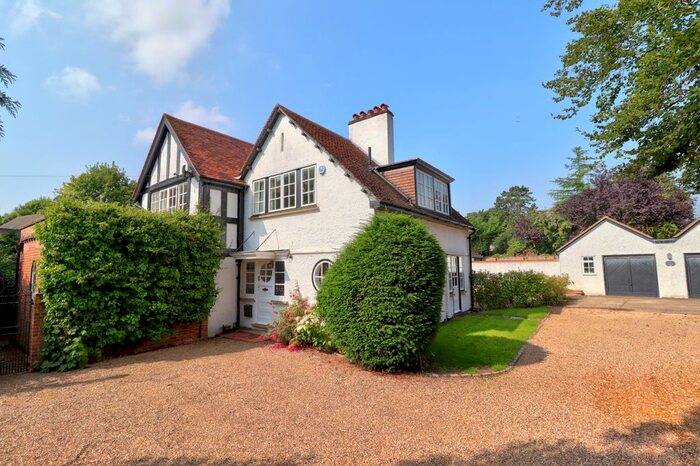 5 Bedroom Detached House To Rent In Birnam House, Grimms Hill, Great Missenden, Bucks, HP16