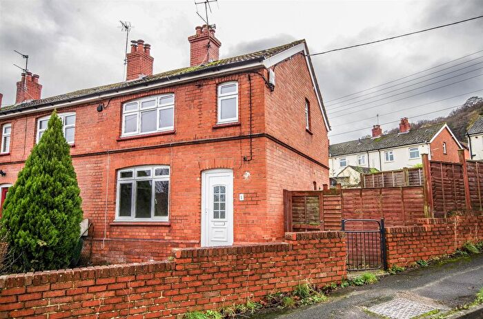 2 Bedroom End Terrace House To Rent In Lower Poole Road, Dursley, GL11