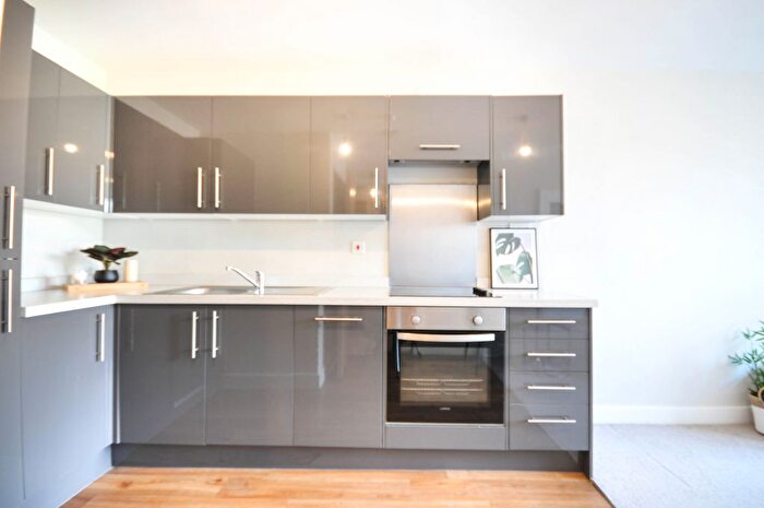 1 Bedroom Flat For Sale In Bedroom Apartment – Bridgewater Gate, Salford, M5