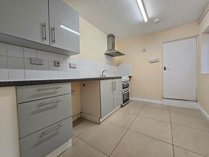 1 Bedroom Flat To Rent In Mill Street, Kidderminster, Kidderminster, DY11