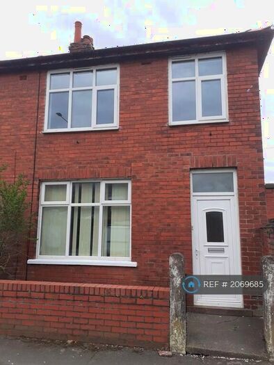 3 Bedroom Semi-Detached House To Rent In Blackpool Rd, Preston, PR2