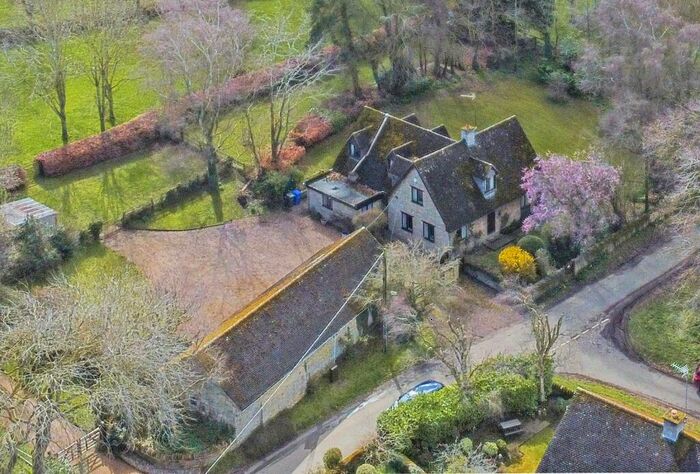 5 Bedroom Detached House For Sale In Whiston, Whiston Village, Northamptonshire, NN7