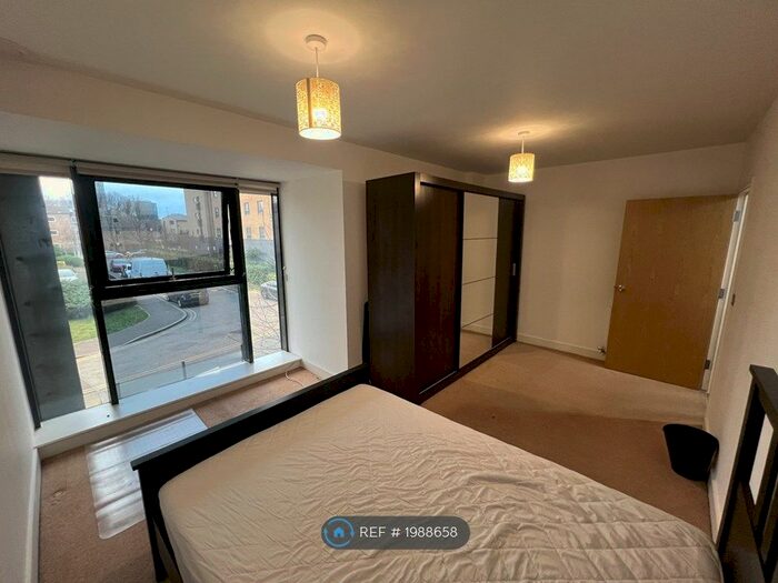 2 Bedroom Flat To Rent In William Guy Gardens, London, E3