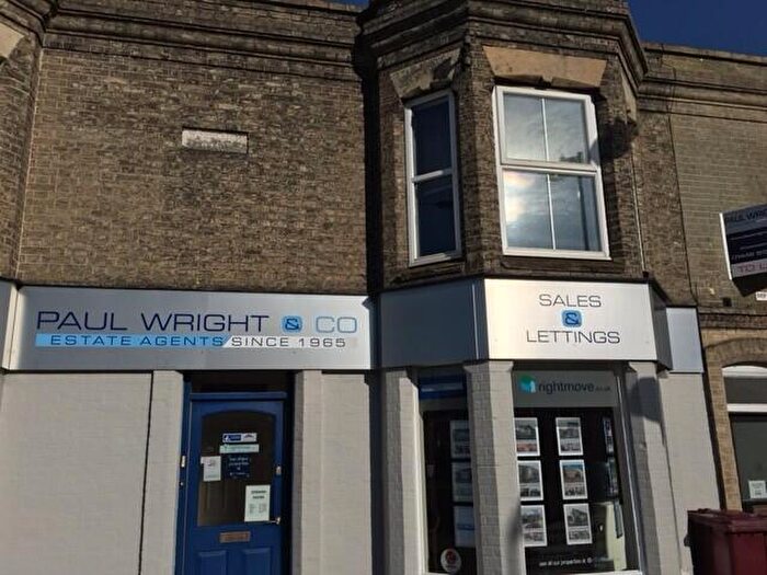 1 Bedroom Flat To Rent In Ipswich Street, IP14