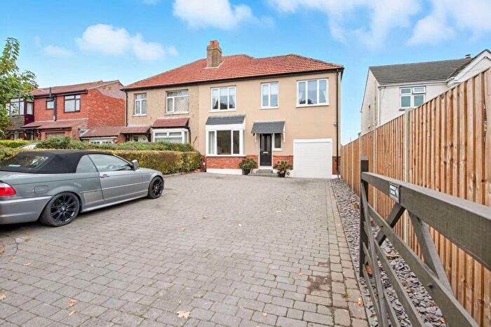 4 Bedroom Semi-Detached House For Sale In Waterworks Road, Farlington, PO6