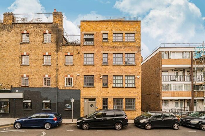 2 Bedroom Flat To Rent In Varden Street, Whitechapel, E1