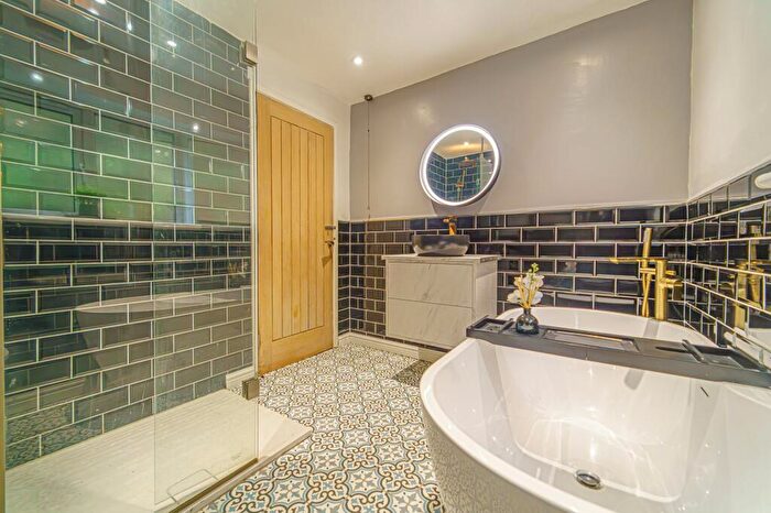 3 Bedroom Cottage For Sale In Garw Fechan Road, Pontyrhyl, CF32