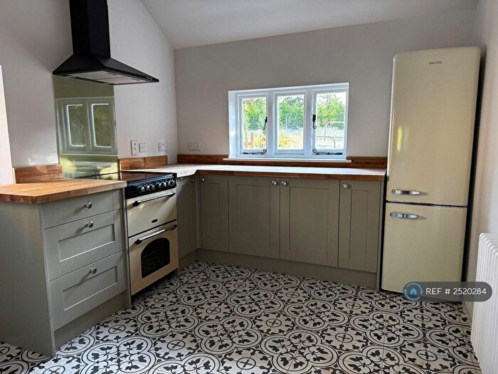 1 Bedroom Bungalow To Rent In Redhill Road, Cobham, KT11