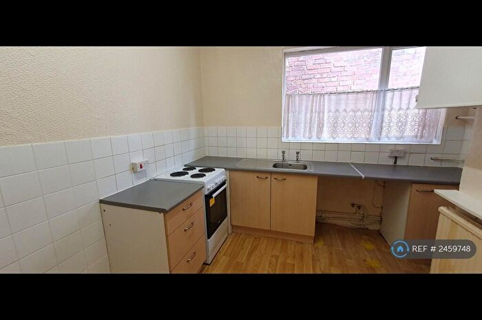 1 Bedroom Flat To Rent In Annesley Road, Hucknall, Nottingham, NG15