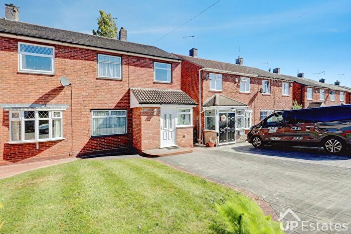 3 Bedroom Semi Detached House For Sale In Tonbridge Road, Coventry, CV3