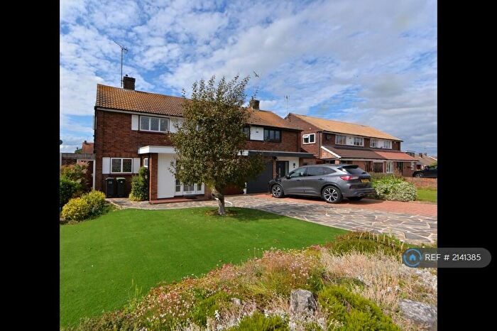 3 Bedroom Semi-Detached House To Rent In Knights Walk, Abridge, Romford, RM4