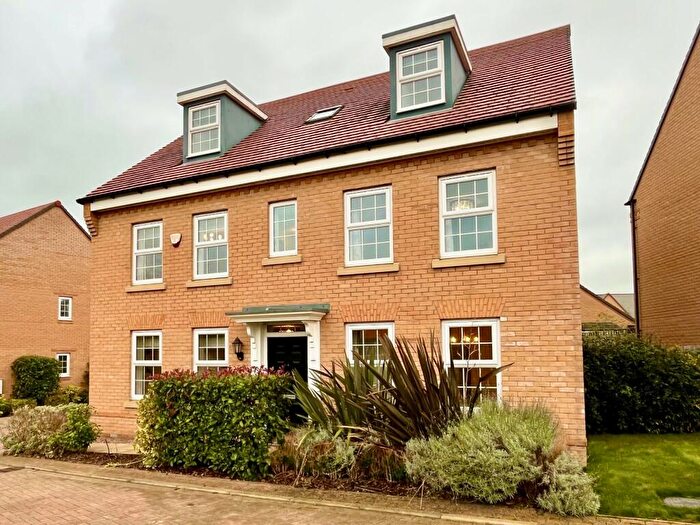 5 Bedroom Detached House To Rent In Chandlers Square, Godmanchester, Huntingdon, PE29