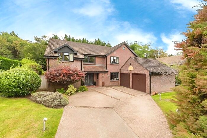 5 Bedroom Detached House To Rent In Geffers Ride, Ascot, SL5