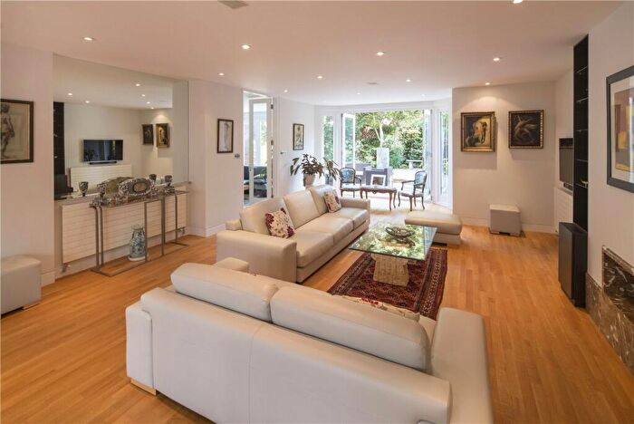 5 Bedroom House For Sale In Elm Tree Road, London, NW8