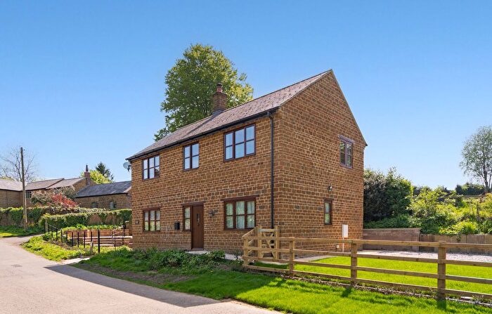 3 Bedroom Detached House For Sale In Church Lane, Hellidon, NN11