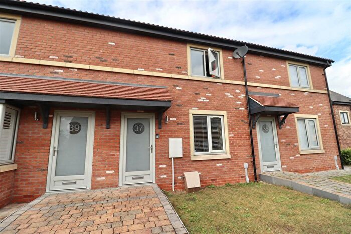 2 Bedroom Terraced House For Sale In Shepherd Lane, Beverley, HU17