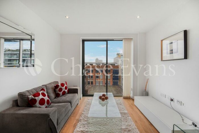 1 Bedroom Apartment To Rent In Ravenscroft Court, Essian Street, Bow, E1