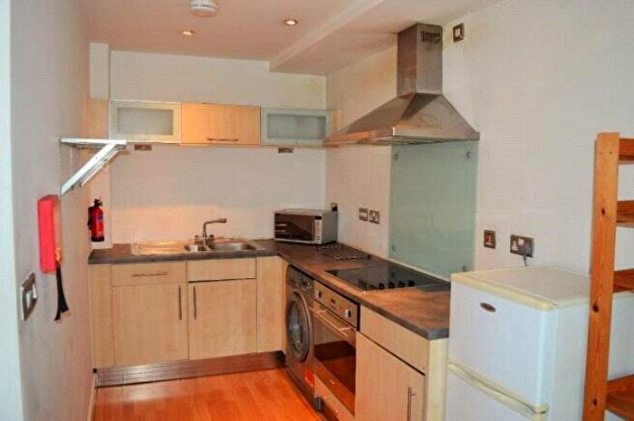 1 Bedroom Apartment For Sale In West One City, Fitzwilliam Street, Sheffield, S1