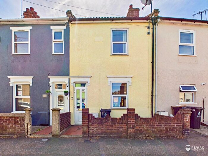 3 Bedroom Terraced House For Sale In Garland Road, Parkeston, Harwich, CO12
