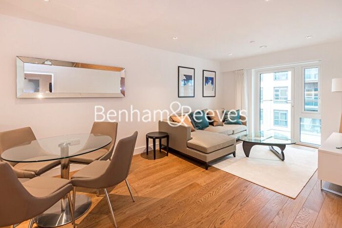 2 Bedroom Flat To Rent In Longfield Avenue, Ealing, W5