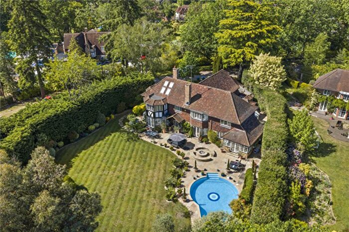5 Bedroom Detached House For Sale In Broad Highway, Cobham, Surrey, KT11