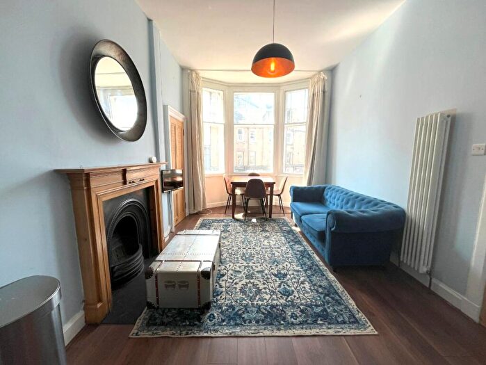 1 Bedroom Flat To Rent In Bread Street, Edinburgh, EH3